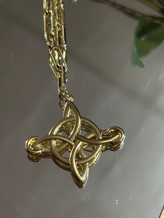 Collar Nudo de Brujas